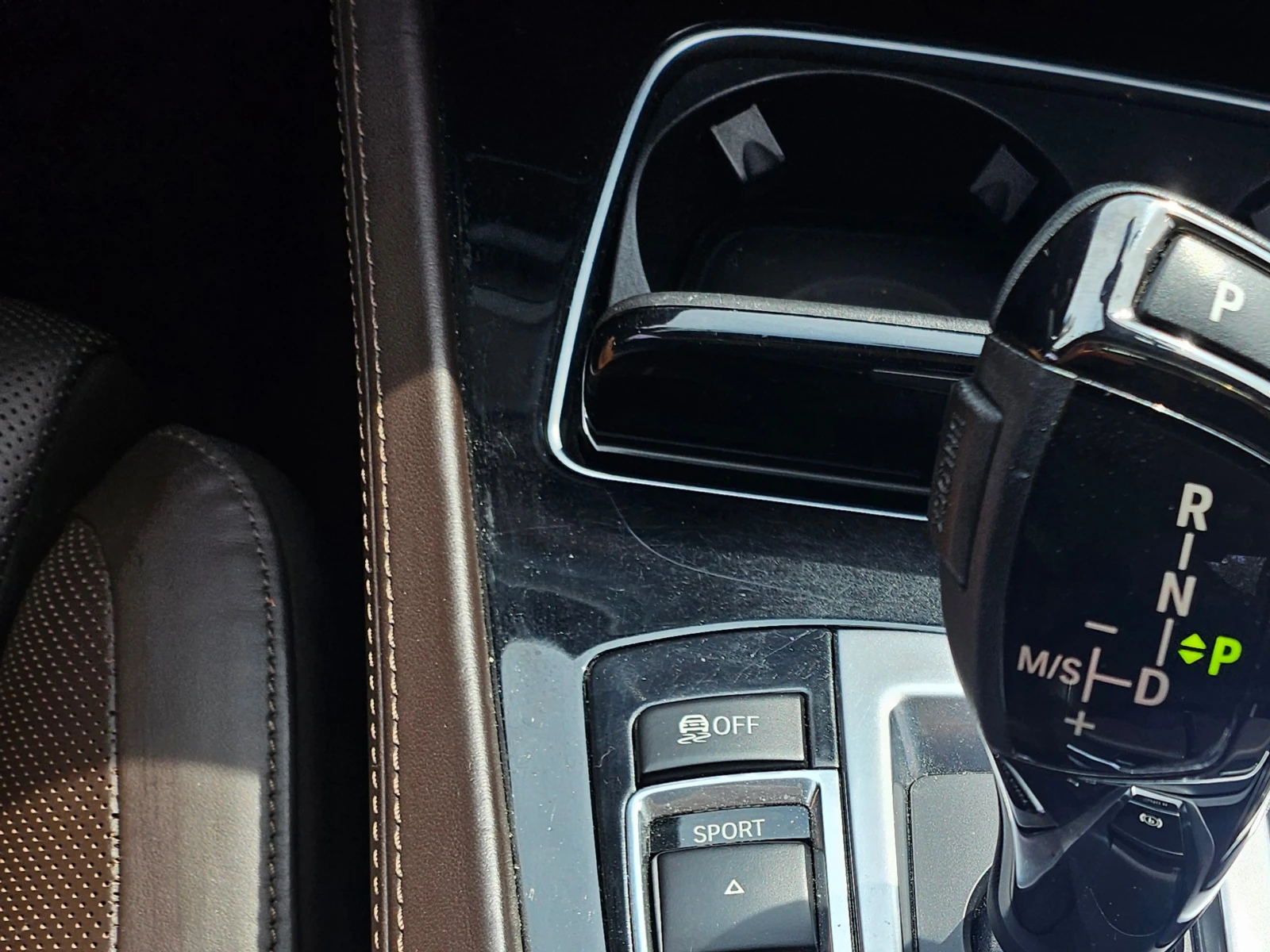 BMW 730, снимка 15 - Автомобили и джипове - 56669364