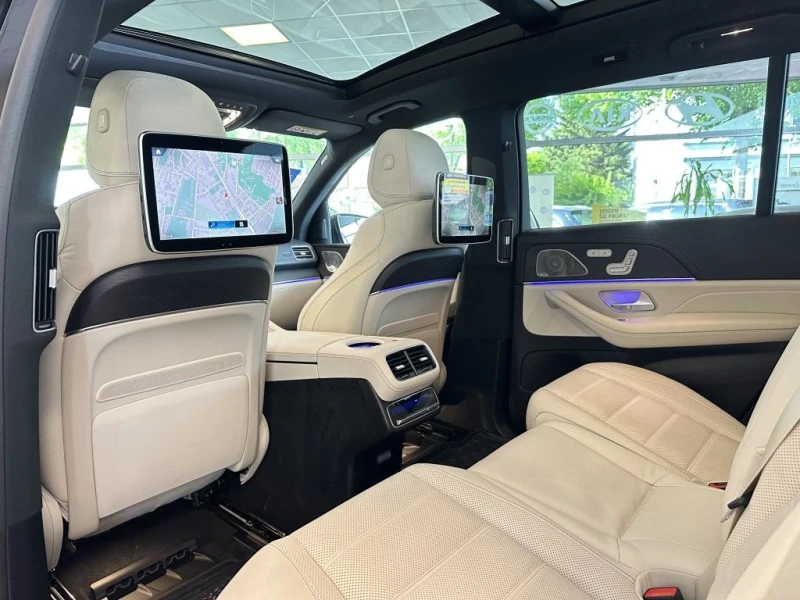 Mercedes-Benz GLS580 AMG/7Sitz/Burm/Pano/ FULL/, снимка 12 - Автомобили и джипове - 50274918