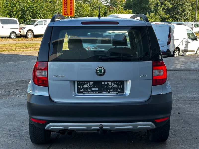 Skoda Yeti 2.0TDI 4x4, снимка 5 - Автомобили и джипове - 51890772