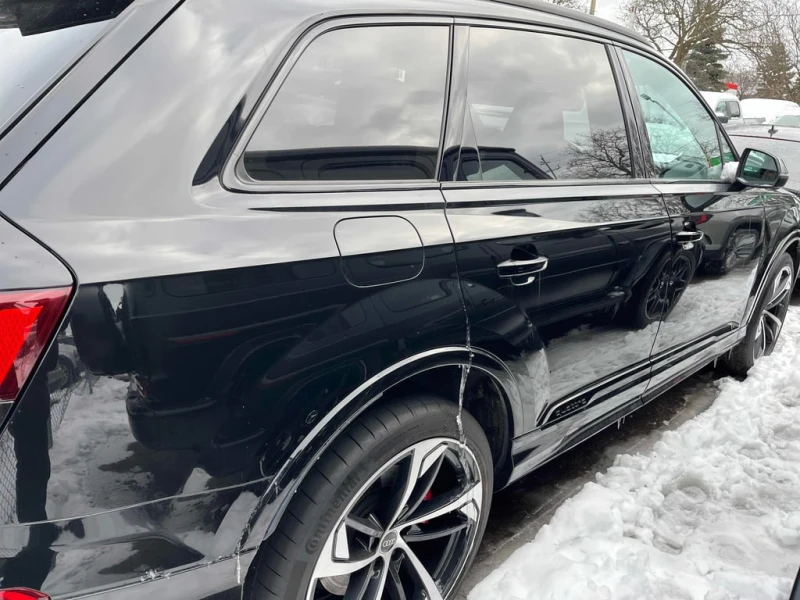 Audi SQ7 * 4.0 TFSI quattro * CARFAX * БЕЗ ПЪРВОНАЧАЛНА ВНО, снимка 3 - Автомобили и джипове - 52772479