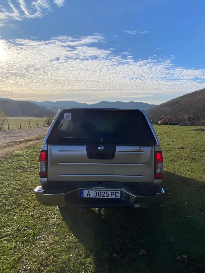 Nissan Navara 2.5, снимка 6 - Автомобили и джипове - 52891478