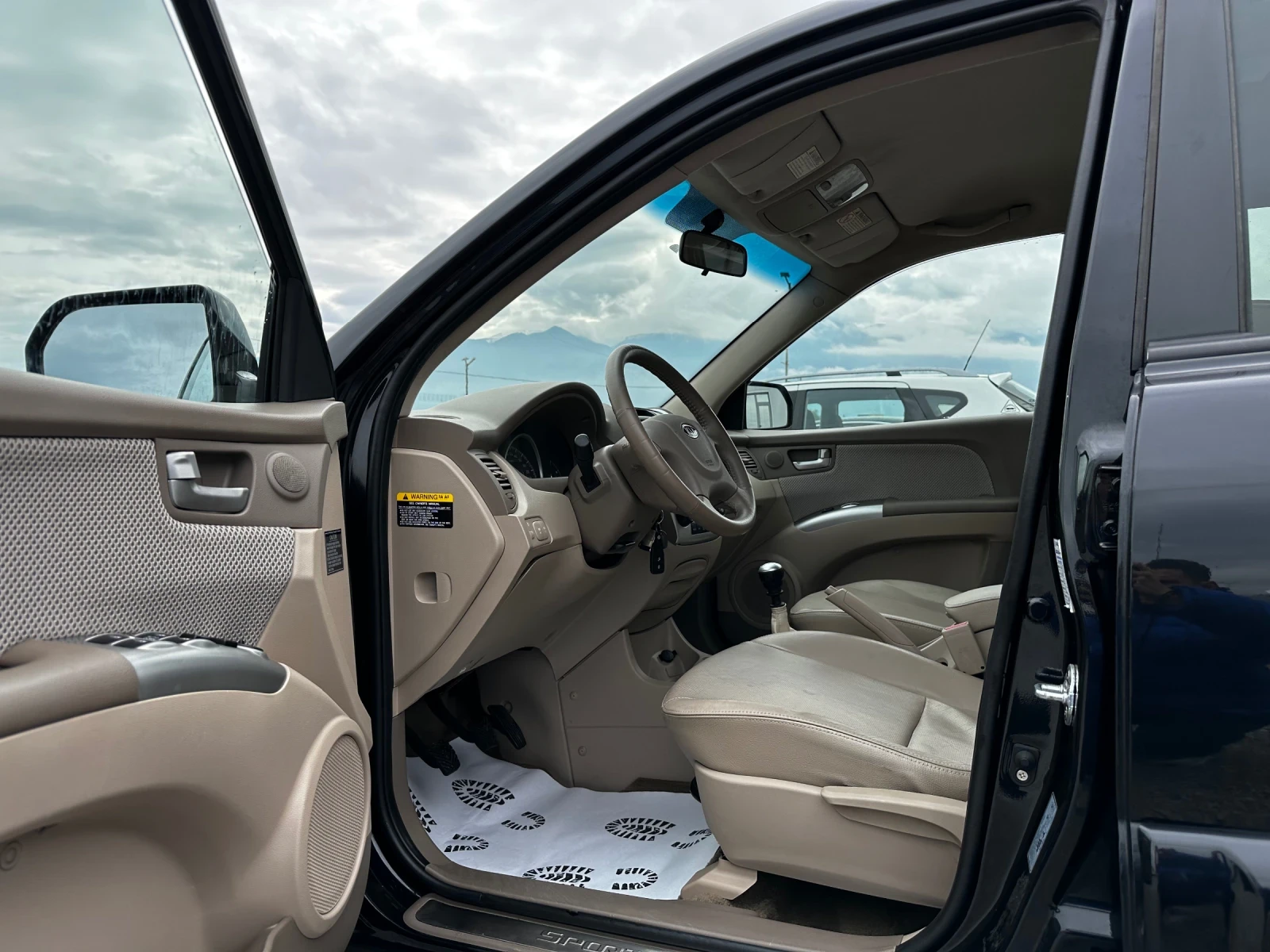 Kia Sportage 2.0D-165000км-4Х4-КОЖА-КЛИМАТРОНИК-NEW-TOP - изображение 9