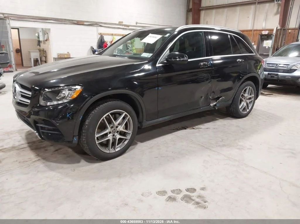 Mercedes-Benz GLC 300 * 4MATIC * CARFAX *    | Mobile.bg   2