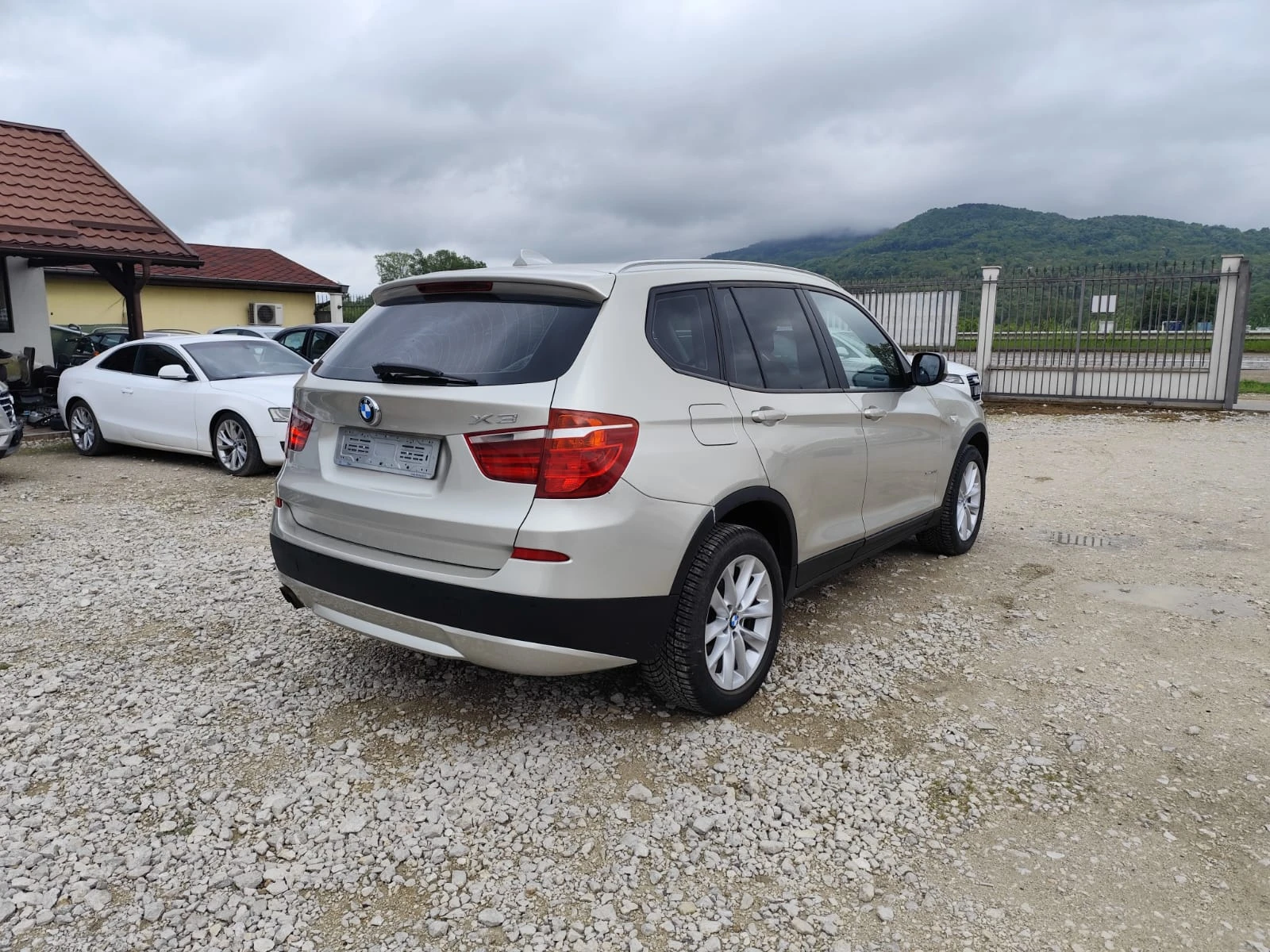 BMW X3 3.0 дизел Италия, снимка 5 - Автомобили и джипове - 53210695