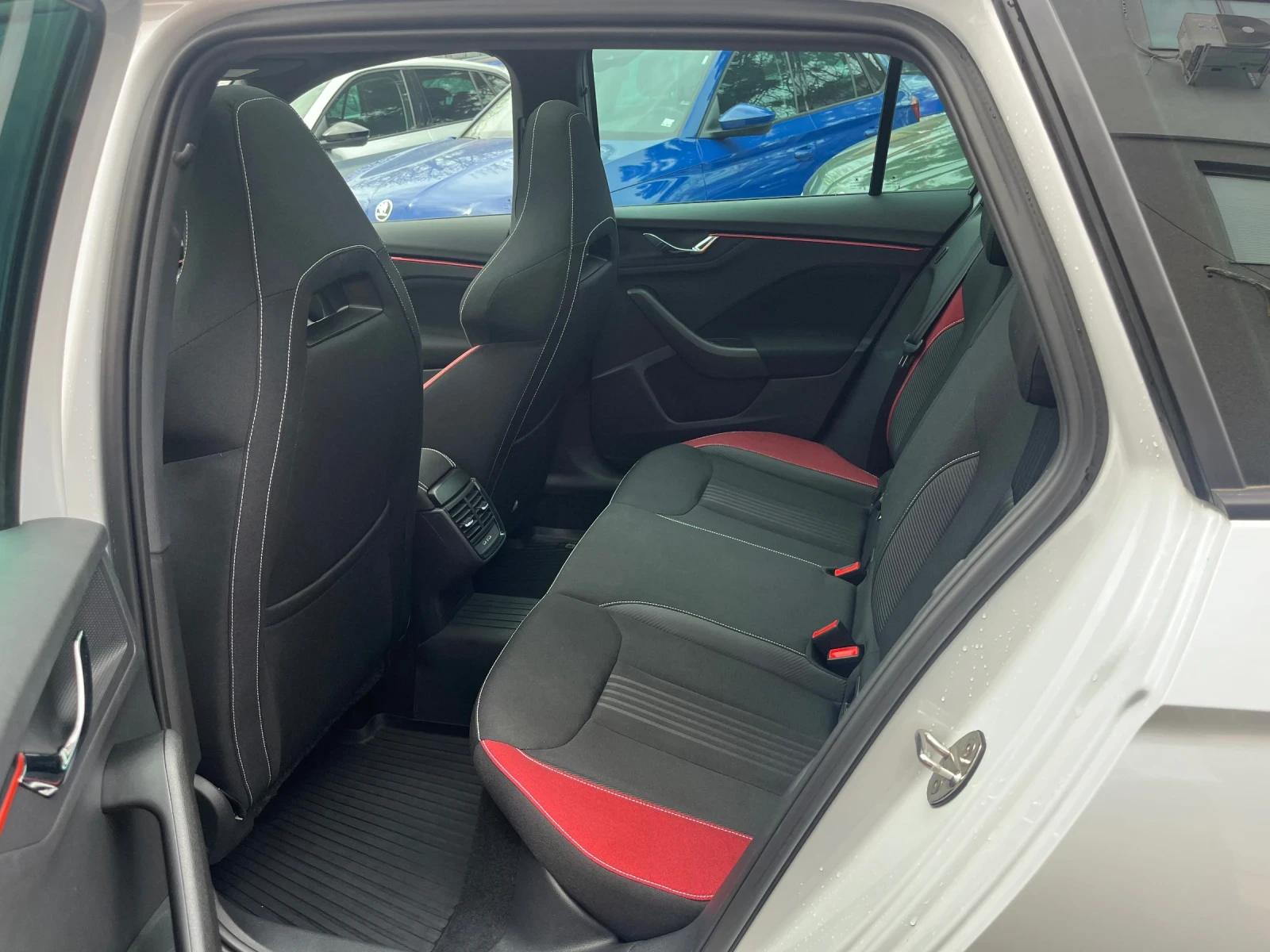 Skoda Kamiq 1.5 TSI 7DSG, снимка 7 - Автомобили и джипове - 54216443