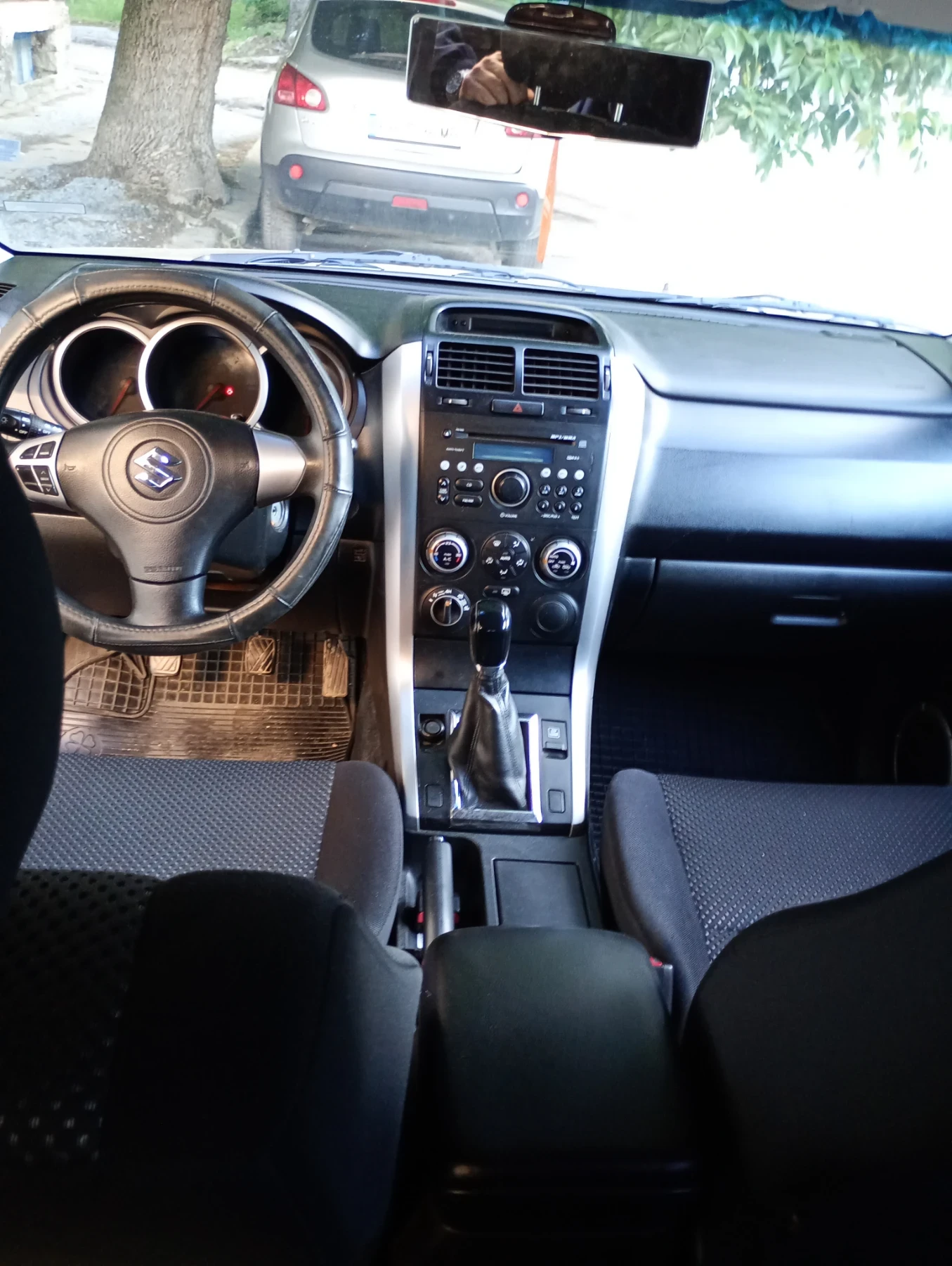 Suzuki Grand vitara 2.0 бензин/газ, снимка 6 - Автомобили и джипове - 54792897