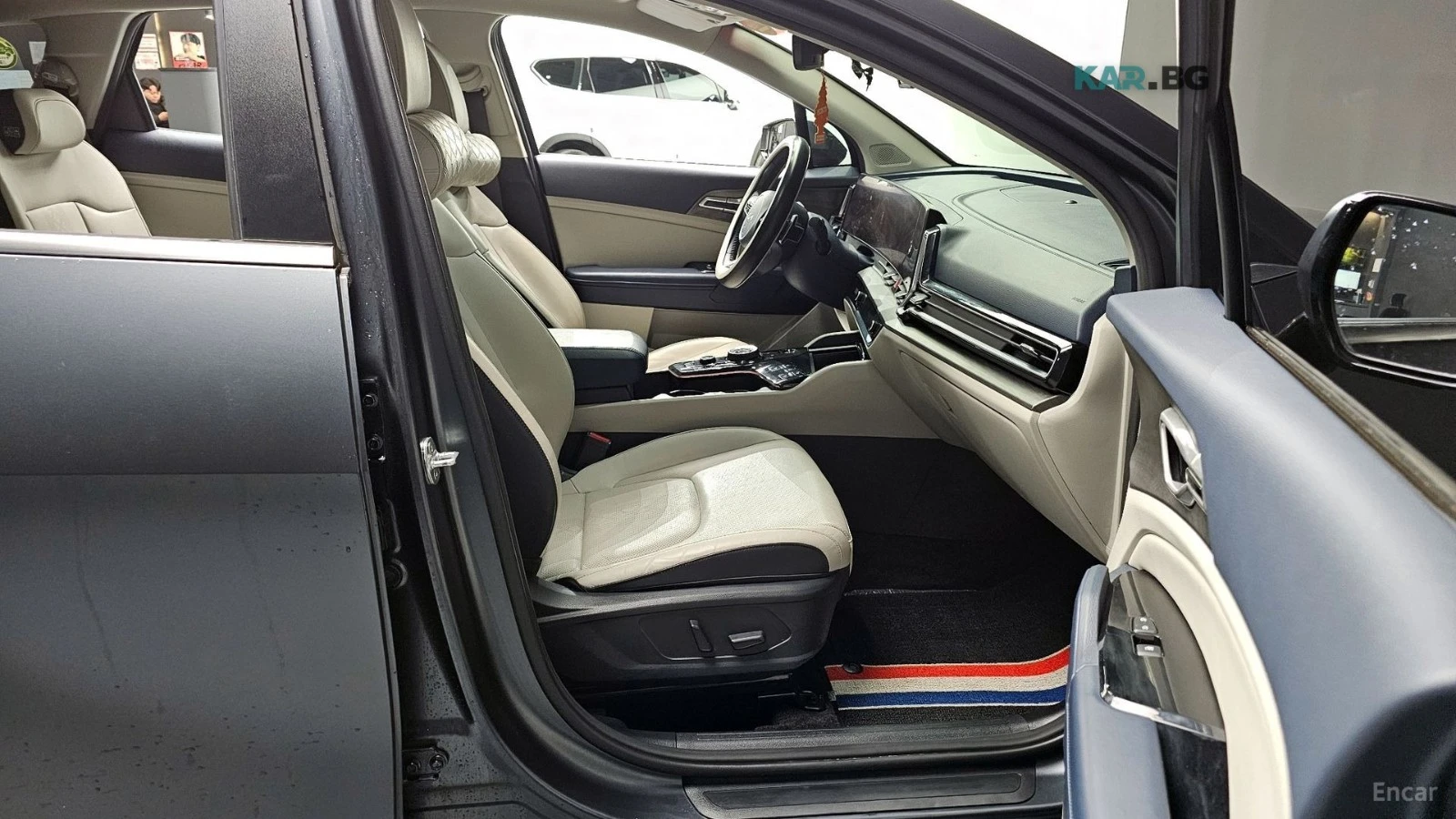 Kia Sportage SIGNATURE* DRIVE-ASSISTS* REAR-CAMERA* , снимка 13 - Автомобили и джипове - 55045150