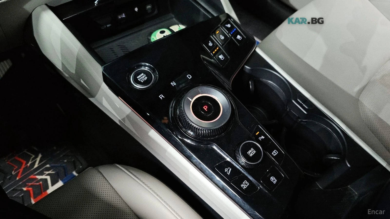 Kia Sportage SIGNATURE* DRIVE-ASSISTS* REAR-CAMERA* , снимка 11 - Автомобили и джипове - 55045150