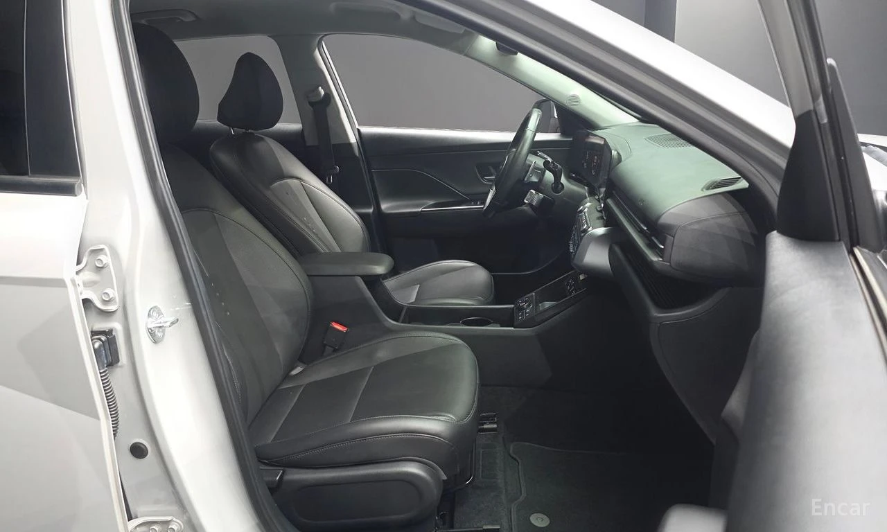 Hyundai Kona 1.6T Premium 4x4* DISTRONIC* ПОДГРЕВ* ОБДУХВАНЕ* , снимка 7 - Автомобили и джипове - 55466680