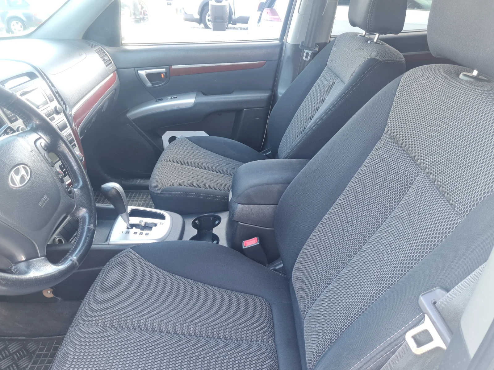 Hyundai Santa fe, снимка 8 - Автомобили и джипове - 56441346