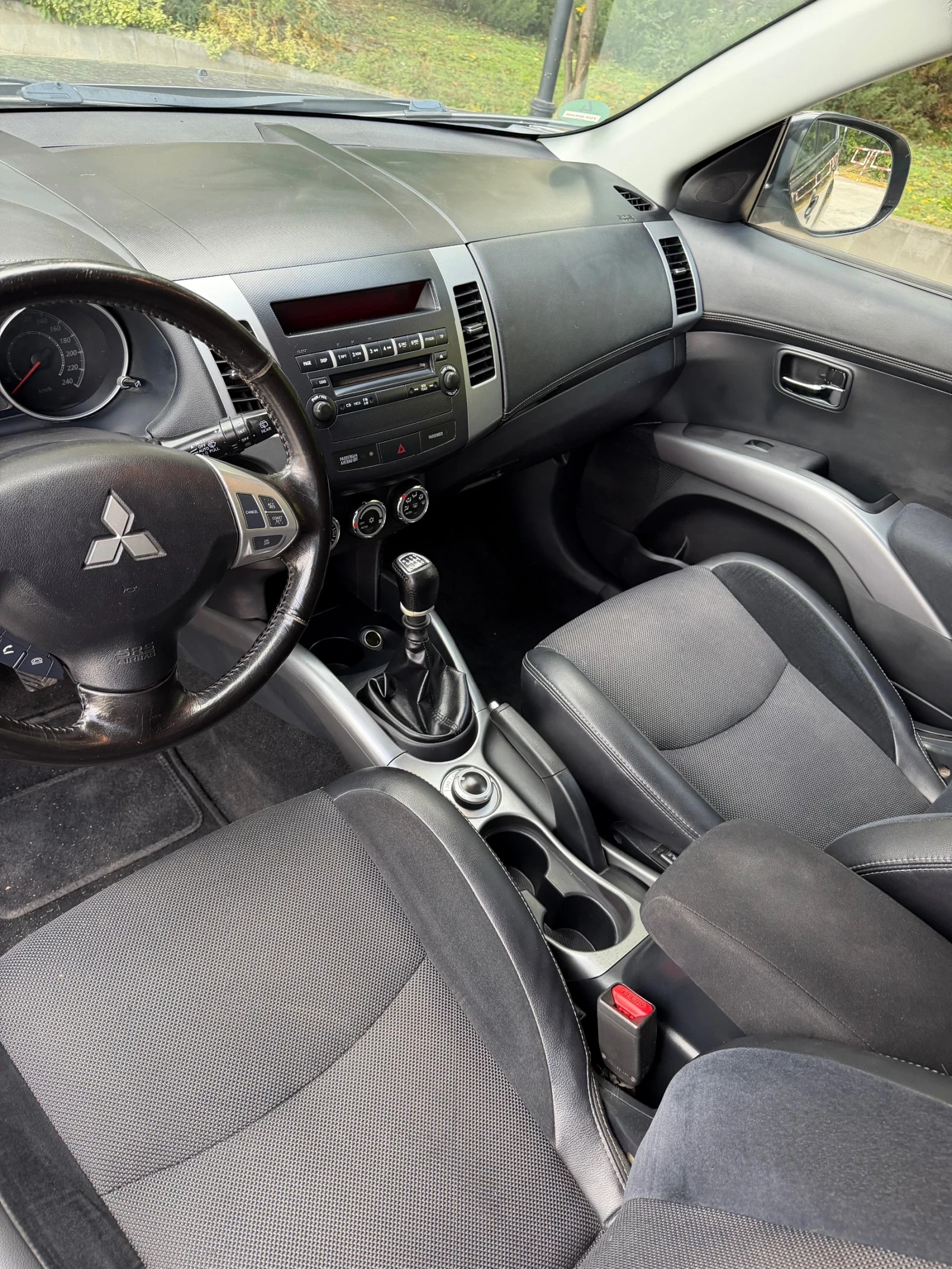 Mitsubishi Outlander 2.2/FACE 177кс., снимка 7 - Автомобили и джипове - 56529158