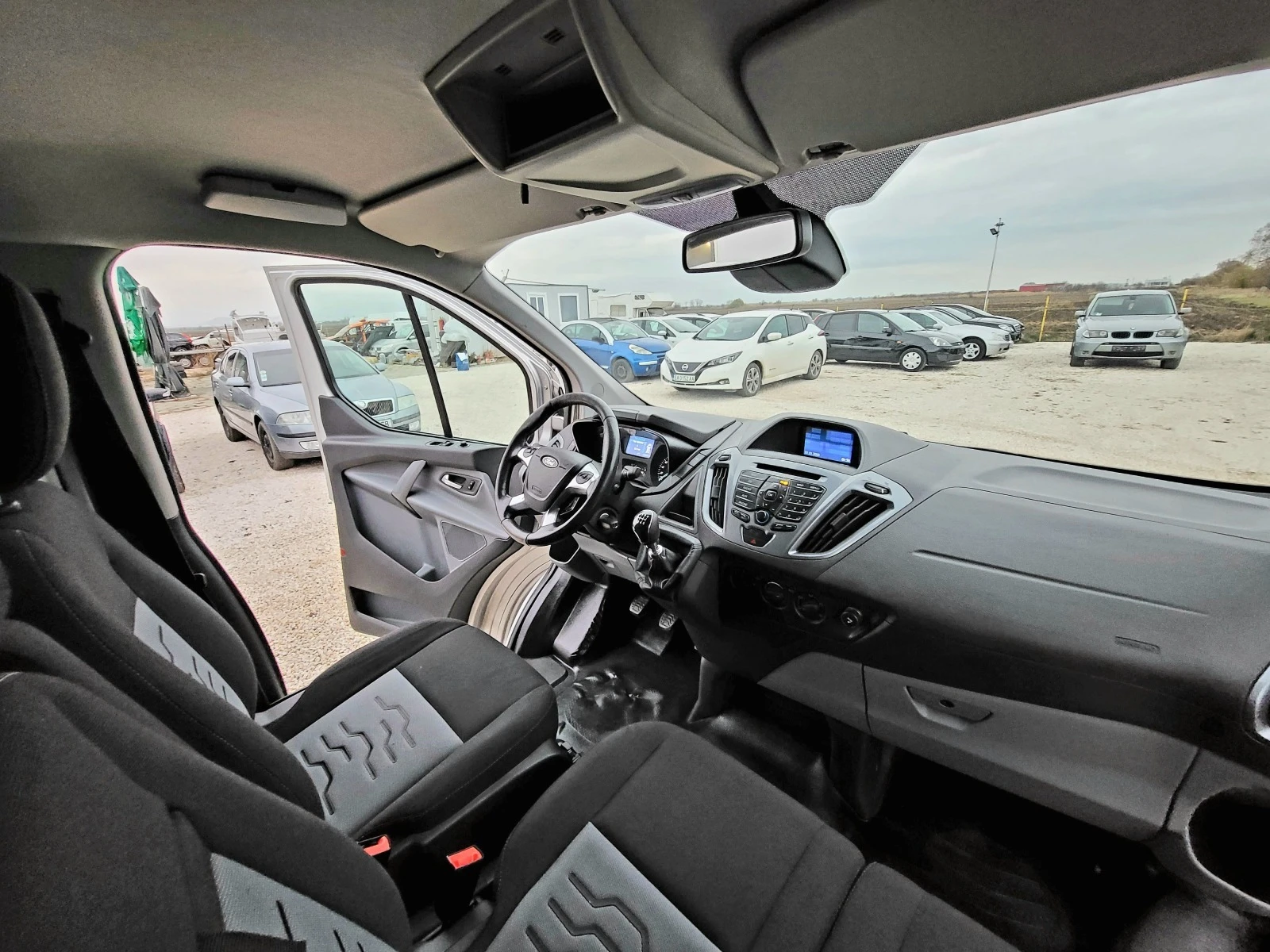Ford Transit CUSTOM 2, 2 TDCI | Mobile.bg � ����������� 11