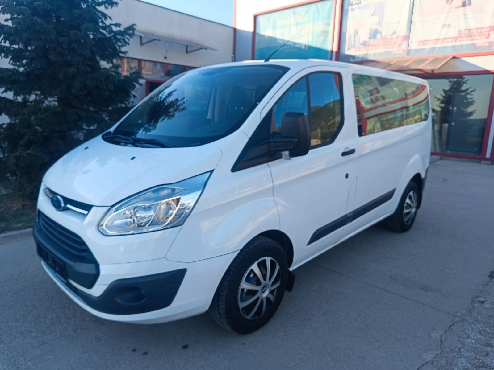 Ford Transit 2.2tdci 9места KLIMA - изображение 3