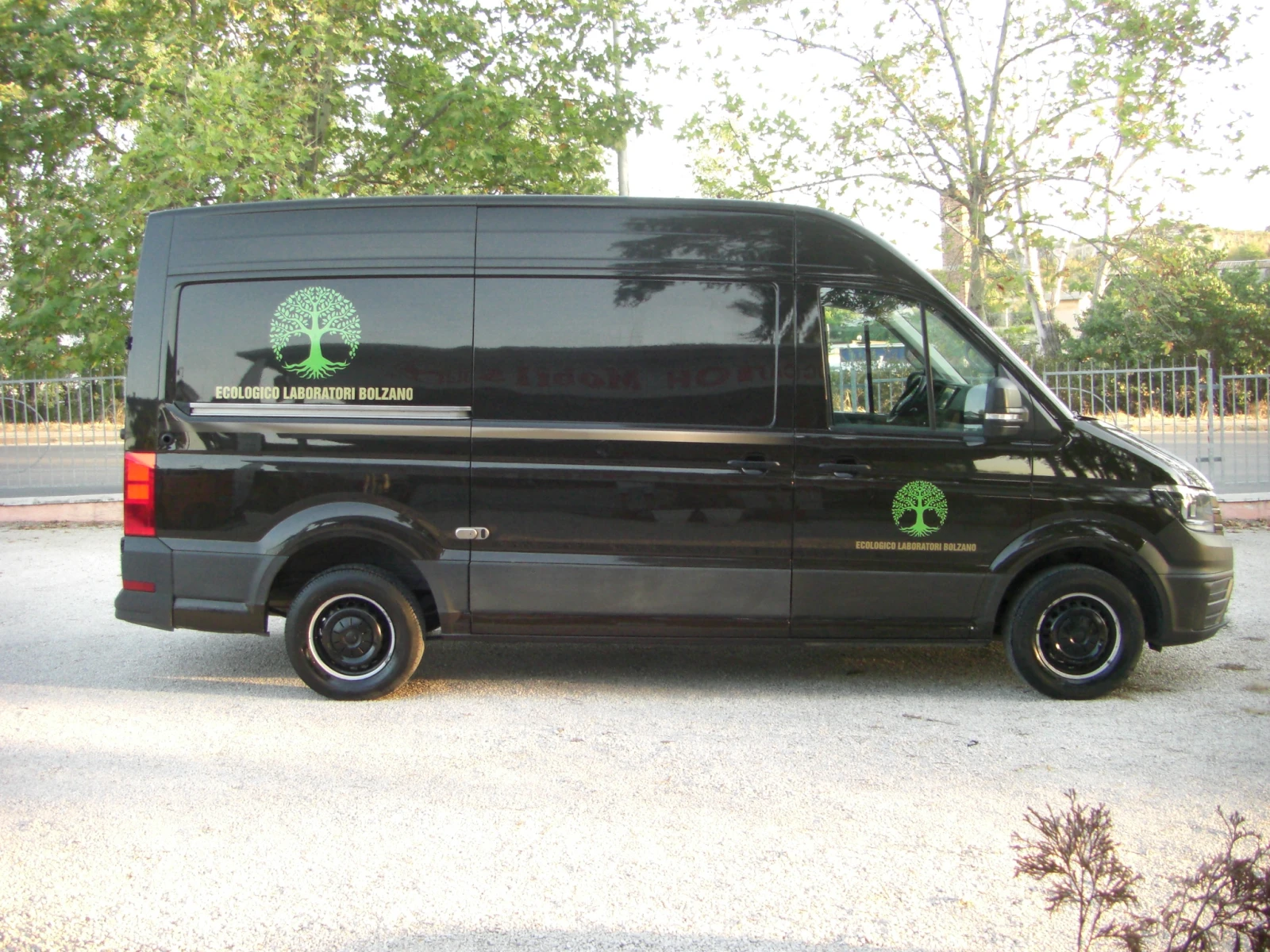 VW Crafter 2.0TDI NAVI KAMERA DISTANS 6ck.EURO 6D | Mobile.bg � ����������� 6