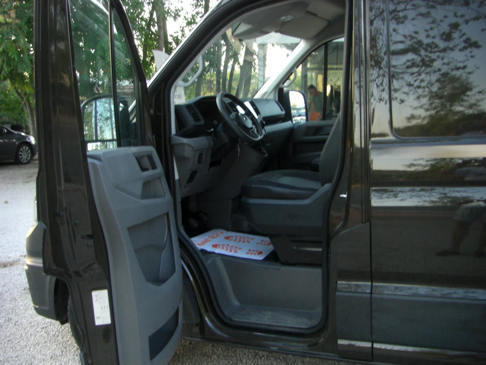 VW Crafter 2.0TDI NAVI KAMERA DISTANS 6ck.EURO 6D | Mobile.bg � ����������� 9