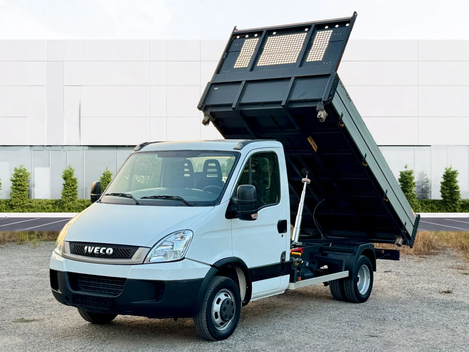 Iveco Daily 98хил.км!!!* * 3.60м. ТРИСТРАНЕН САМОСВАЛ SCATTOLI, снимка 2 - Камиони - 56226009