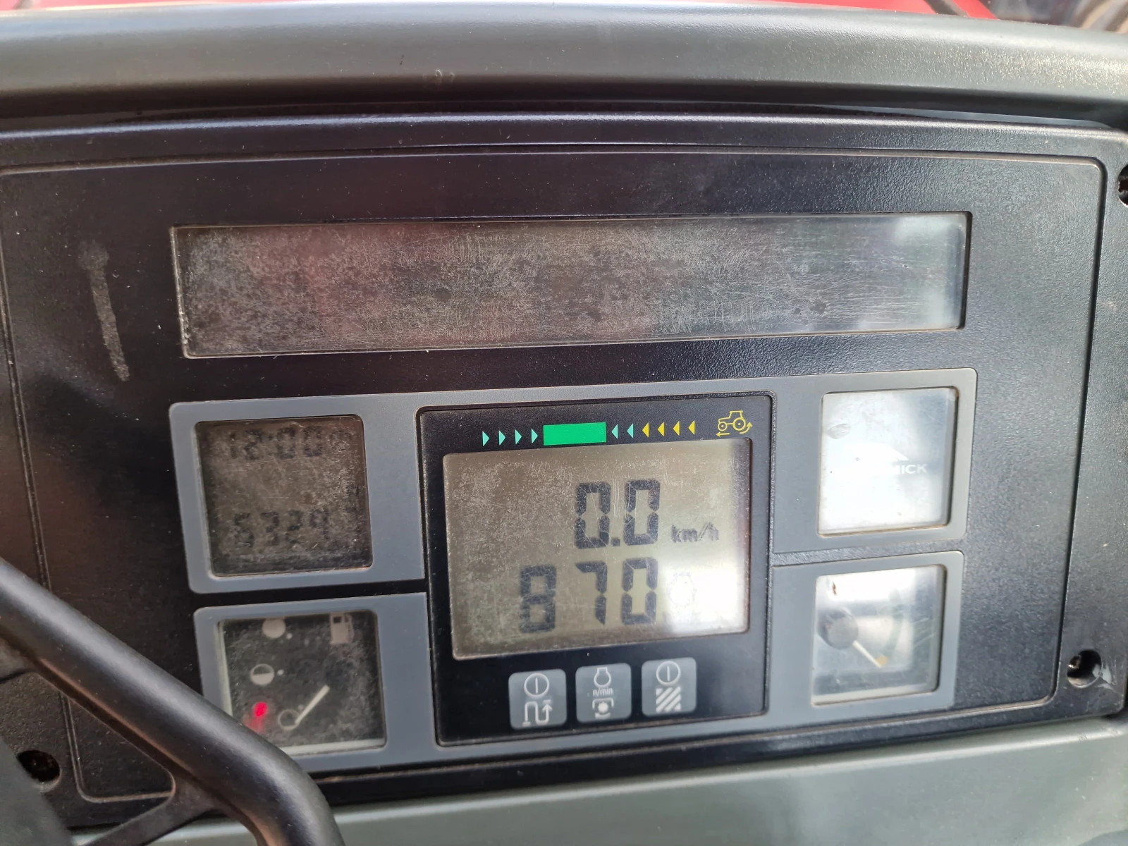  CASE IH McCormick MC135 | Mobile.bg   15