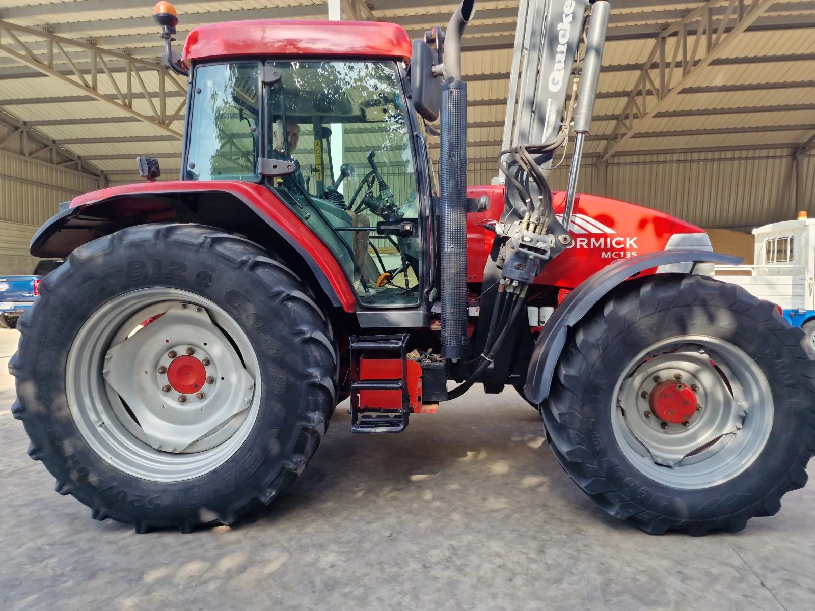 Трактор CASE IH McCormick MC135 - изображение 7