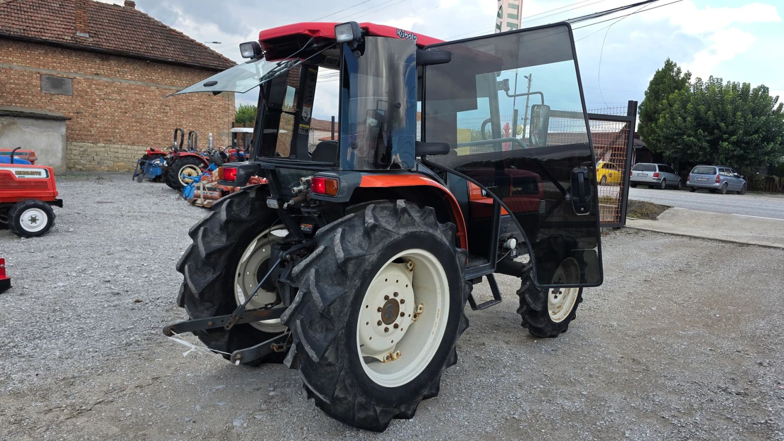 Трактор Kubota KL50H (High-speed) с кабина, 4х4, 50 кс - изображение 9