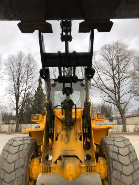 Челен товарач Volvo L90 , снимка 11