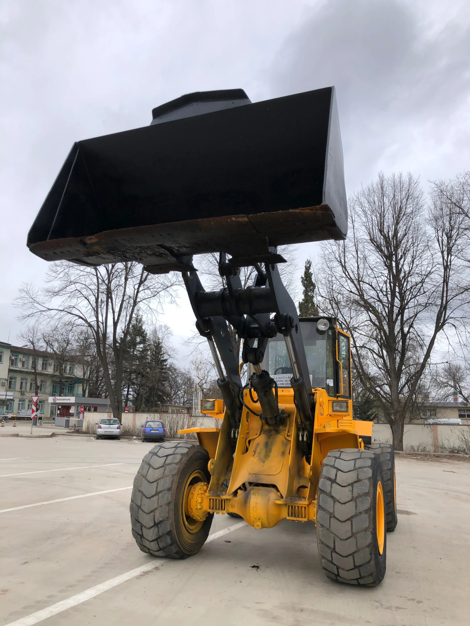   Volvo L90 | Mobile.bg   1