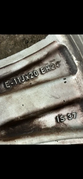 Гуми с джанти Kumho 275/40R20, снимка 12