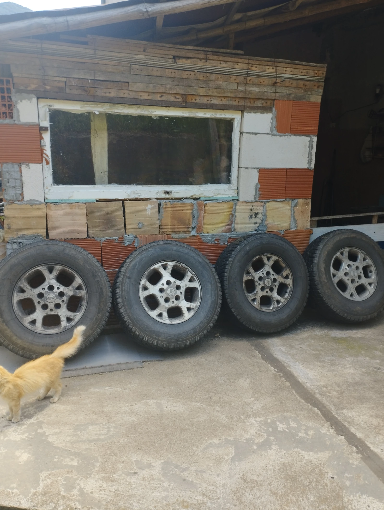 Гуми с джанти Toyo 245/75R16