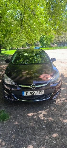 Opel Astra Sport tourer Комби 1.7, снимка 1