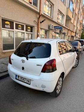 Toyota Yaris Хечбек , снимка 3
