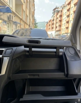 Toyota Yaris Хечбек , снимка 15