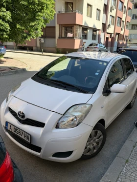 Toyota Yaris Хечбек , снимка 2