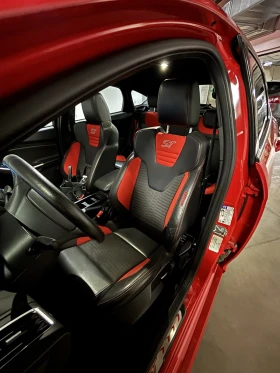Ford Focus ST, снимка 13