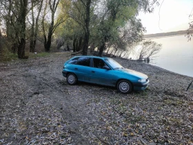 Opel Astra, снимка 1