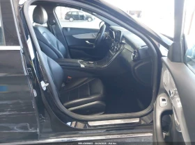Обява за продажба на Mercedes-Benz C 300 2.0L I-4 DI, DOHC, VVT, TURBO, 241HP Rear Wheel ~31 000 лв. - изображение 9
