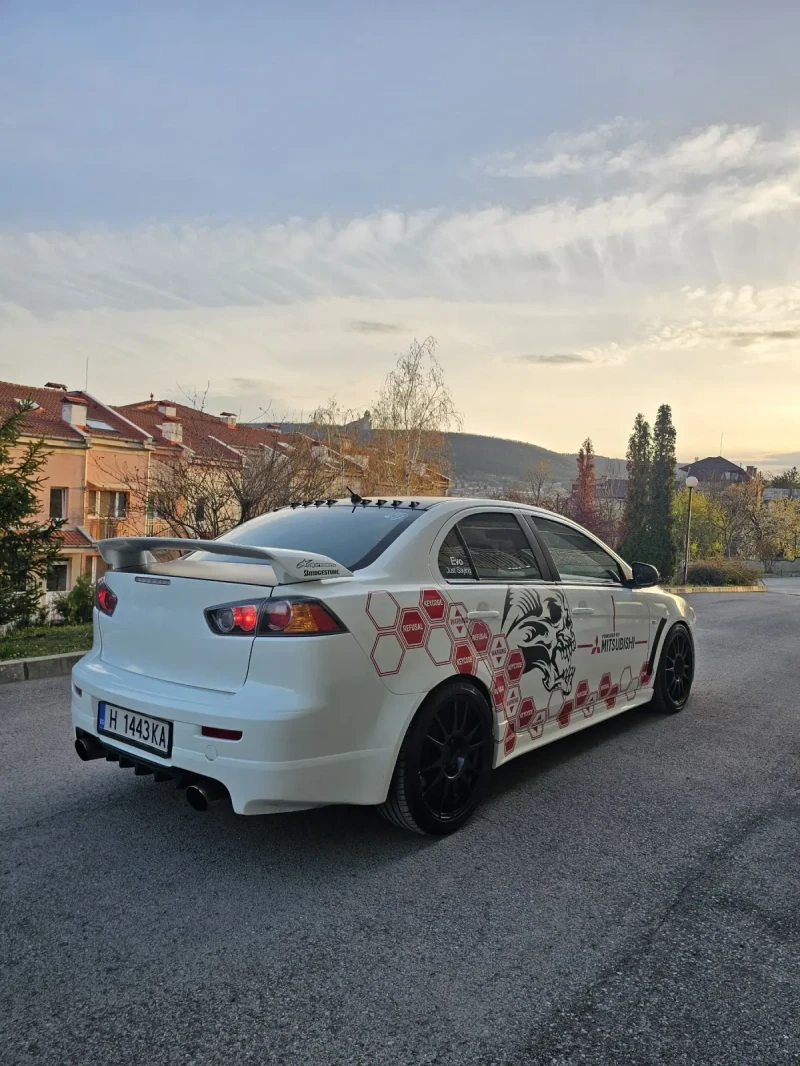 Mitsubishi Lancer RalliArt 2.0T