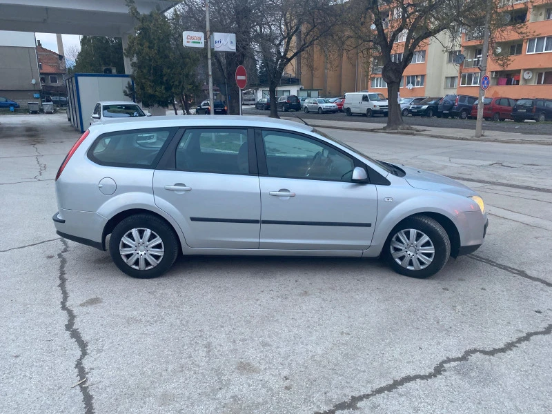 Ford Focus, снимка 6 - Автомобили и джипове - 44696682