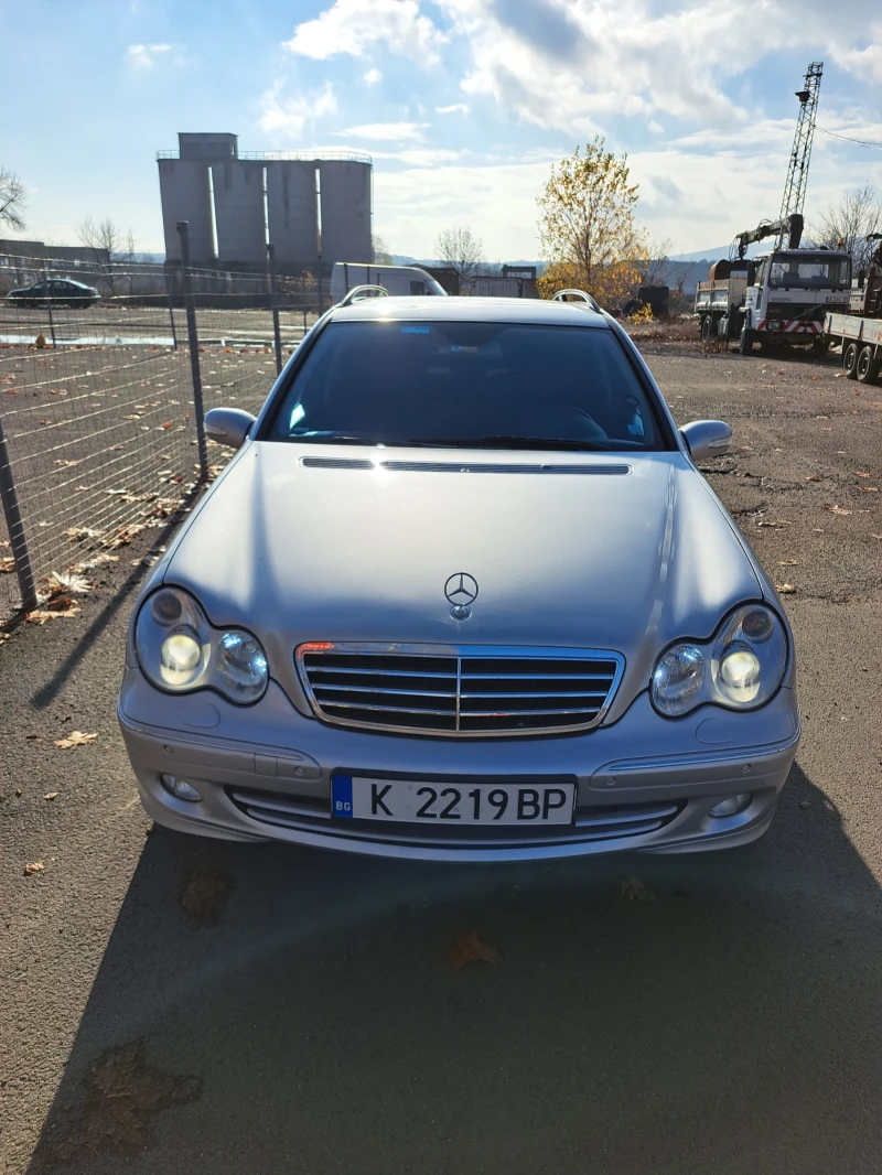 Mercedes-Benz C 320 Не, снимка 7 - Автомобили и джипове - 47726702