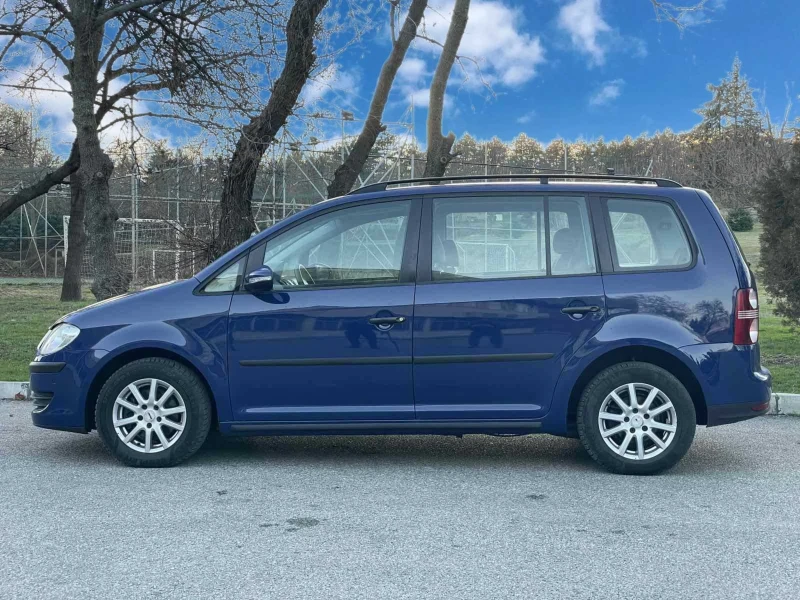 VW Touran 1.9 tdi, снимка 3 - Автомобили и джипове - 48638676