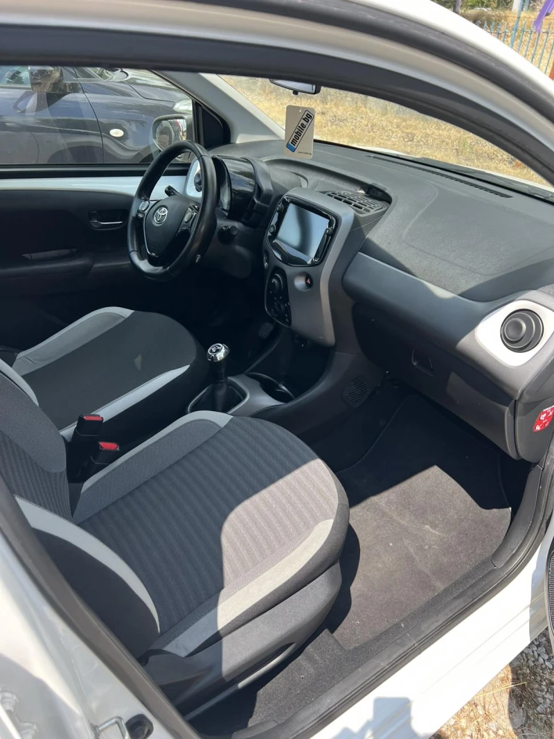 Toyota Aygo   Швейцария EVRO 6, снимка 5 - Автомобили и джипове - 51024544