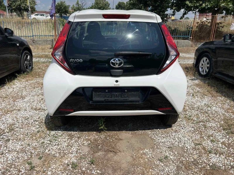 Toyota Aygo   Швейцария EVRO 6, снимка 4 - Автомобили и джипове - 51024544