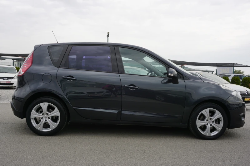 Renault Scenic X-MOD, снимка 8 - Автомобили и джипове - 51675821