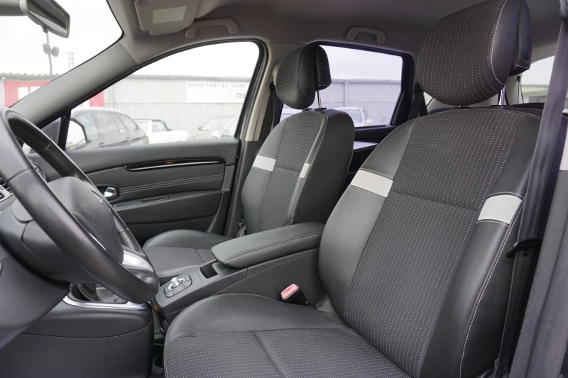 Renault Scenic X-MOD, снимка 14 - Автомобили и джипове - 51675821