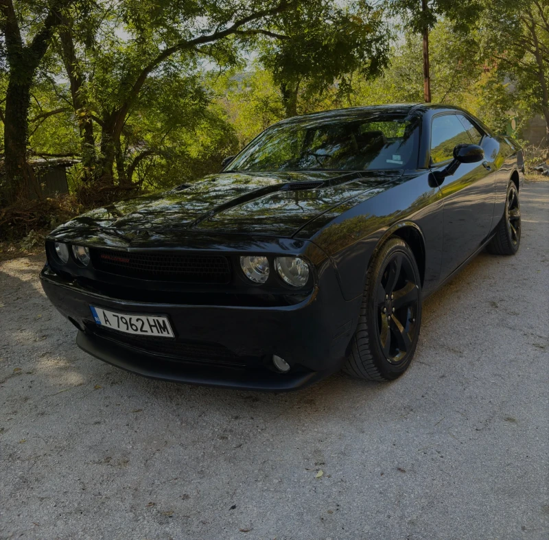 Dodge Challenger 3.6 V6, снимка 2 - Автомобили и джипове - 52834413