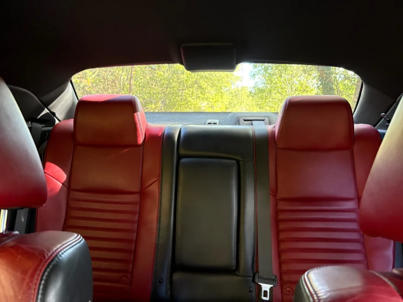 Dodge Challenger 3.6 V6, снимка 15 - Автомобили и джипове - 51953152