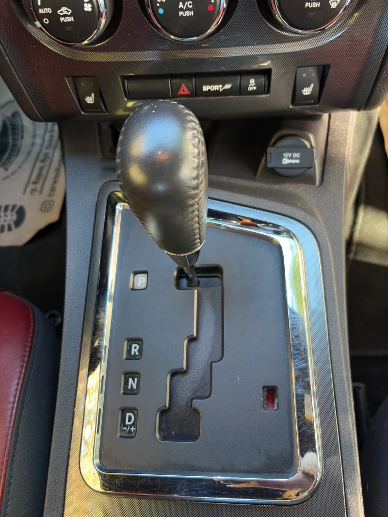 Dodge Challenger 3.6 V6, снимка 12 - Автомобили и джипове - 51953152