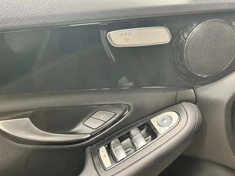 Mercedes-Benz C 180, снимка 9 - Автомобили и джипове - 52514386