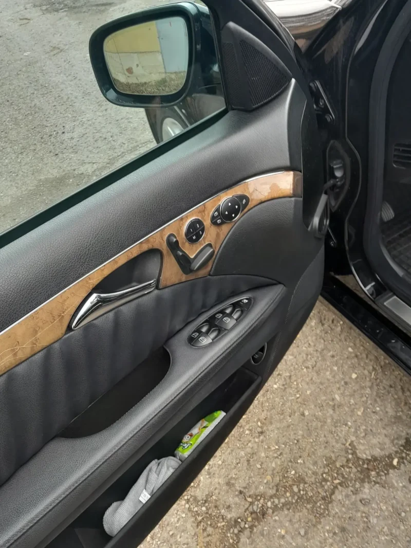 Mercedes-Benz E 280 Facelift LPG 4x4 E280 231ps, снимка 8 - Автомобили и джипове - 52676402