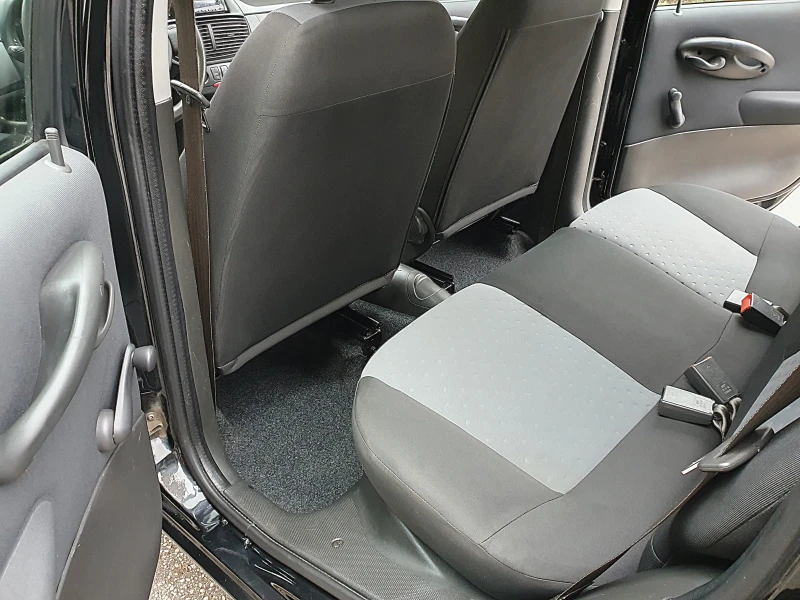 Fiat Punto 1.2i-60k.s. KLIMATIK, снимка 14 - Автомобили и джипове - 52683168