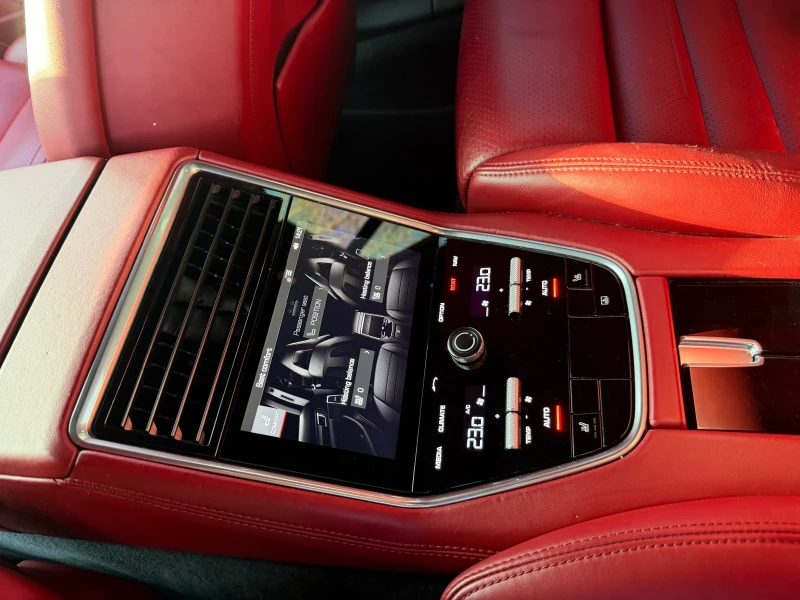 Porsche Panamera 4x4/Bose/360cam/Ambient/LED/Вакуум/71000km, снимка 13 - Автомобили и джипове - 52852064