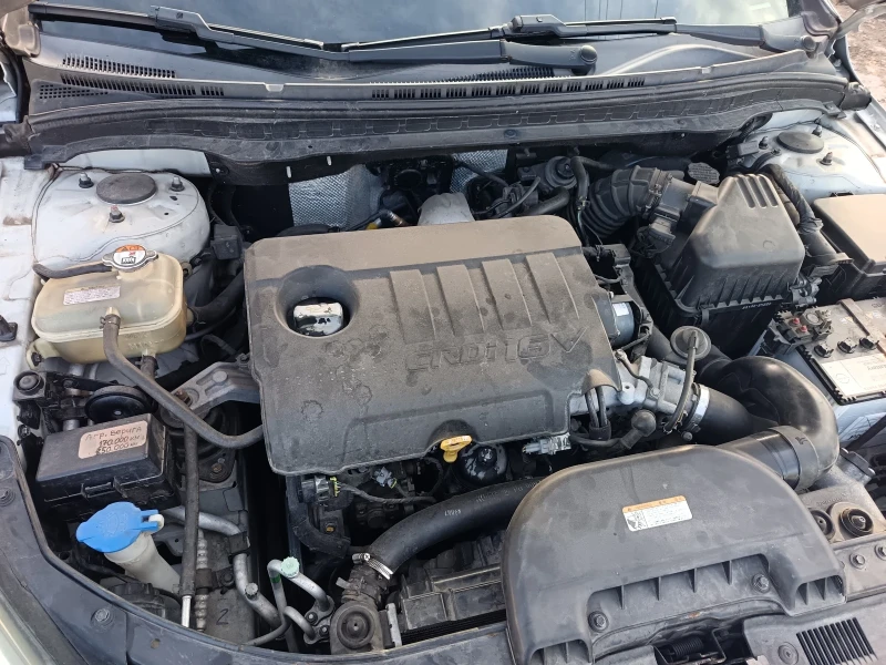 Hyundai I30, снимка 11 - Автомобили и джипове - 53423405